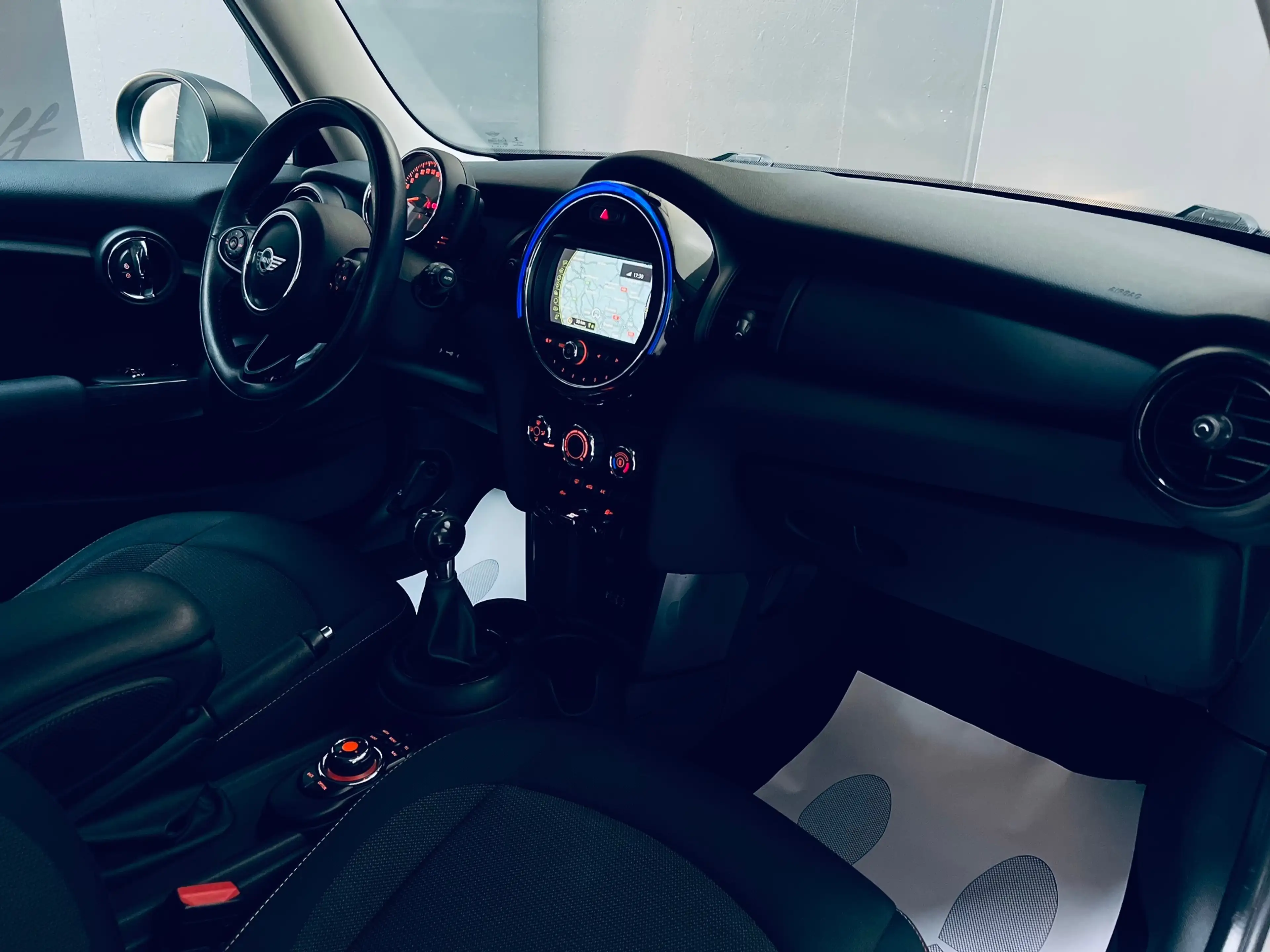 MINI One D 1.5 **GPS**CLIMATISATION**EURO6b** — photo 10