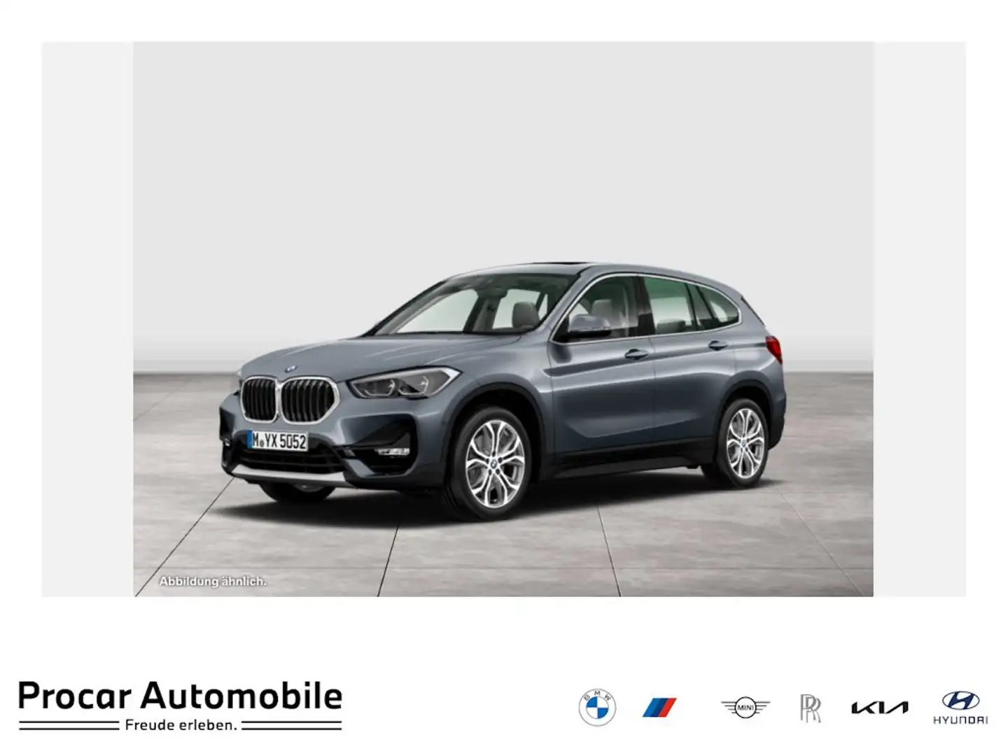 BMW X1 xDrive20i Pano RFK ACC DA+ LED DAB PA Navi Grau - 1