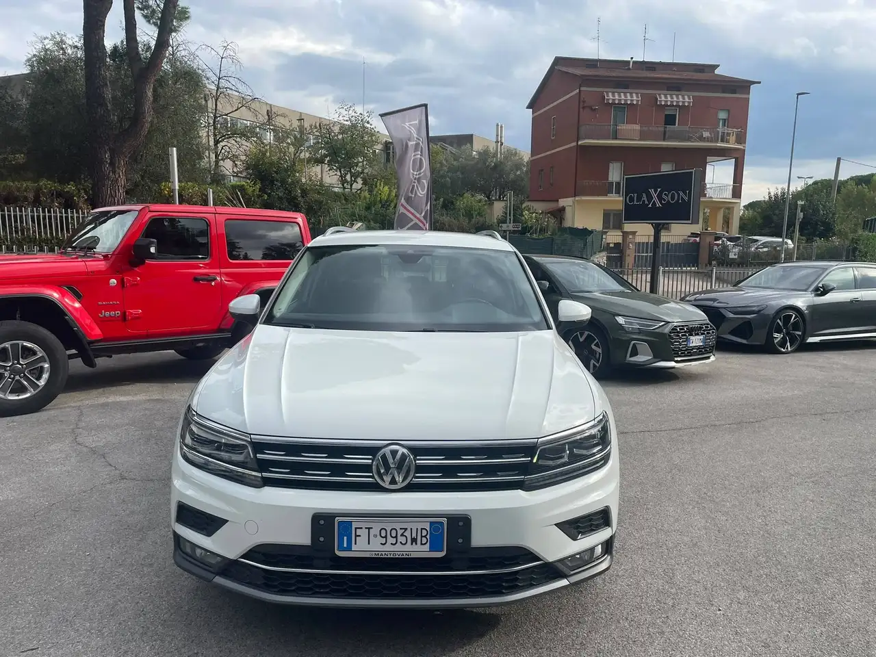 Volkswagen Tiguan Tiguan 2.0 tdi Sport 150cv dsg — photo 1 of 15