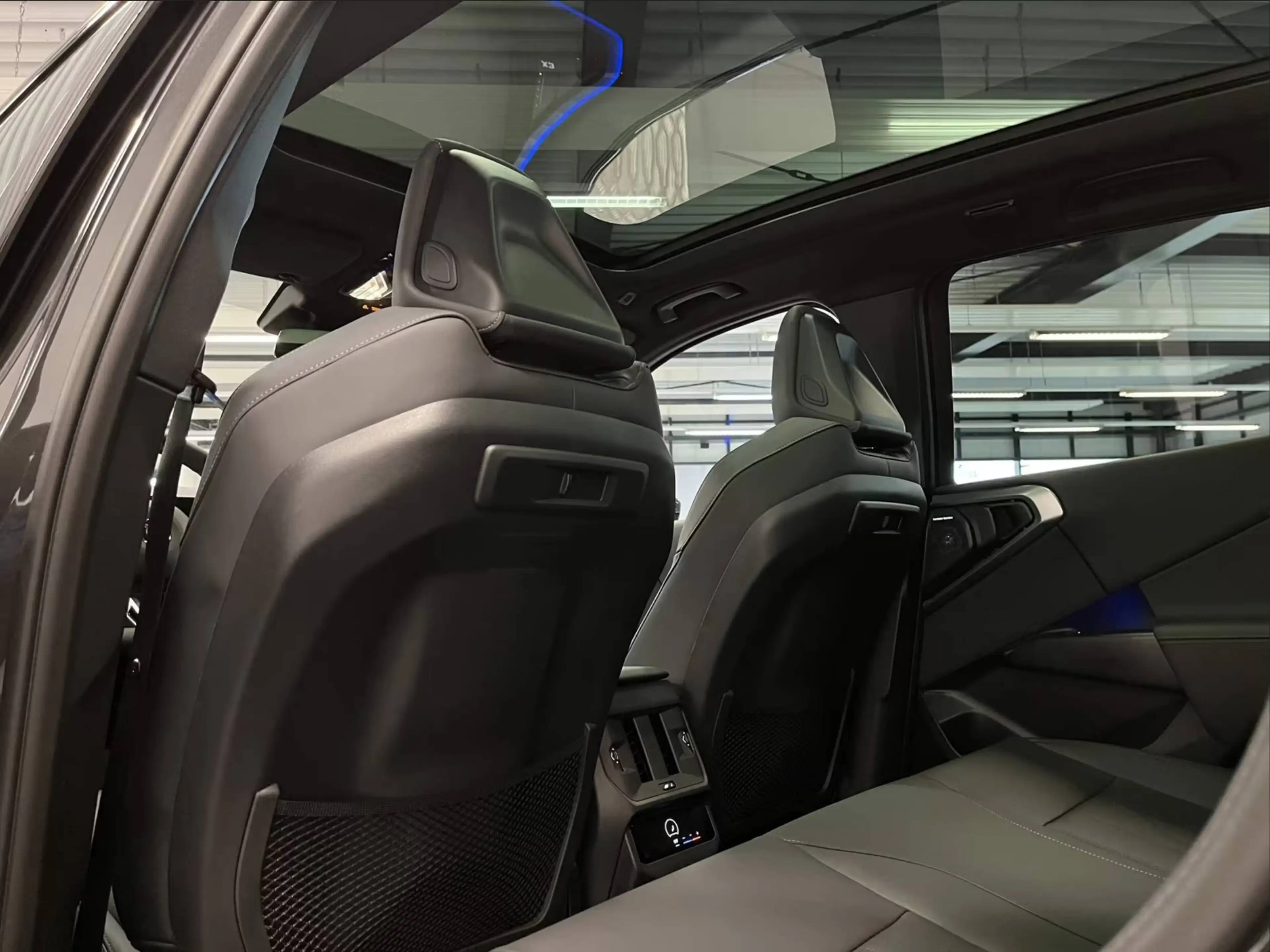 BMW X3 20 d xDrive M Sport — photo 11