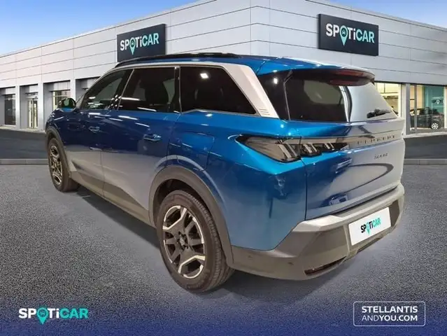 Peugeot 5008 view 5
