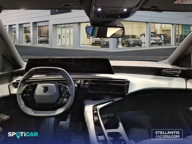 Peugeot 5008 view 8