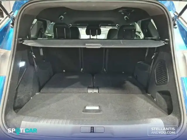 Peugeot 5008 view 6