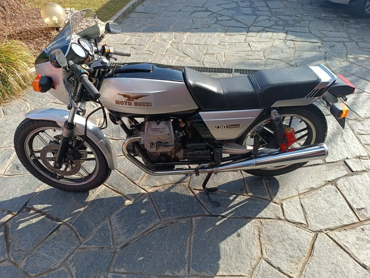 Moto Guzzi V 50 Monza Grigio - 1