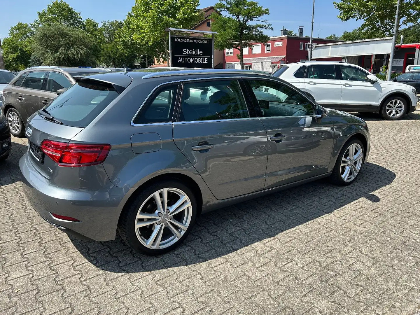 Audi A3 1.5 TFSI cod design Sportback LED Navi - 2