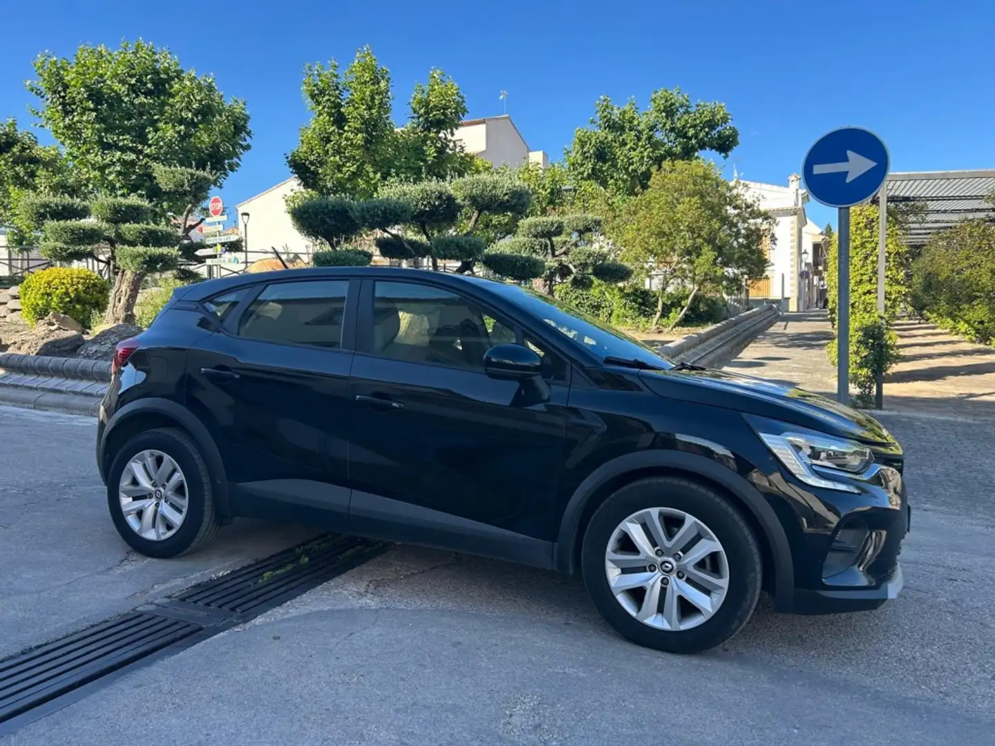 Renault Captur E-TECH Híbrido Enchufable Evolution 117kW Negro - 2