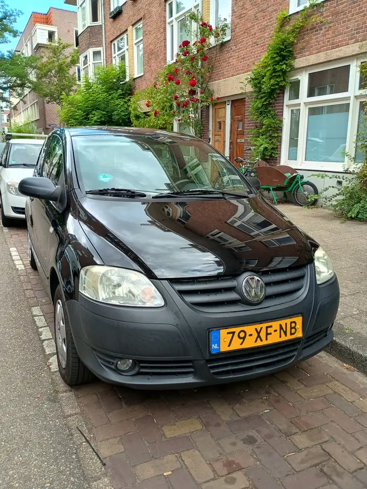 Volkswagen Fox 1.4 Trendline — photo 1 of 7