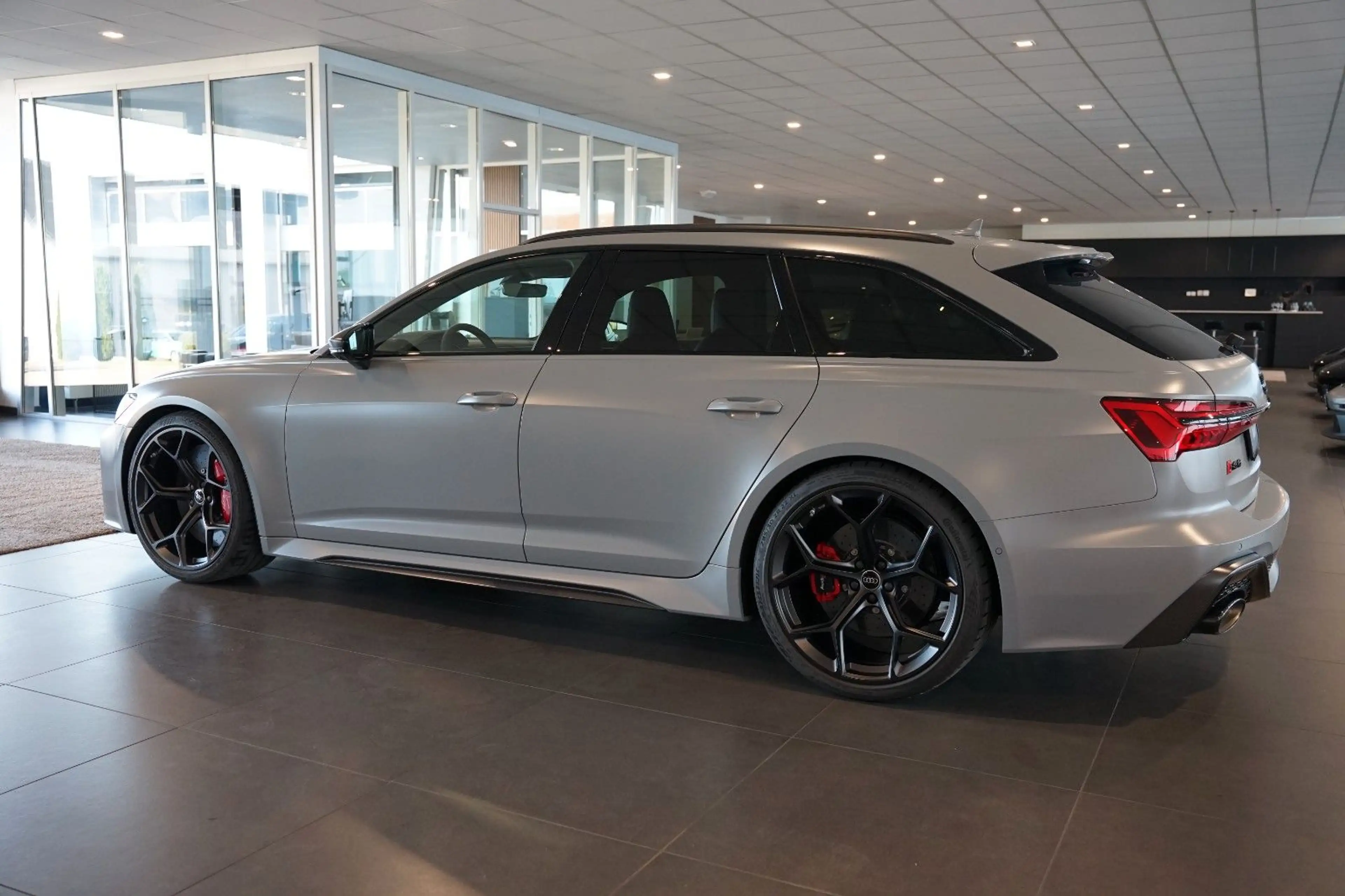 Audi RS6 Avant performance | Nardograu Matt — photo 2