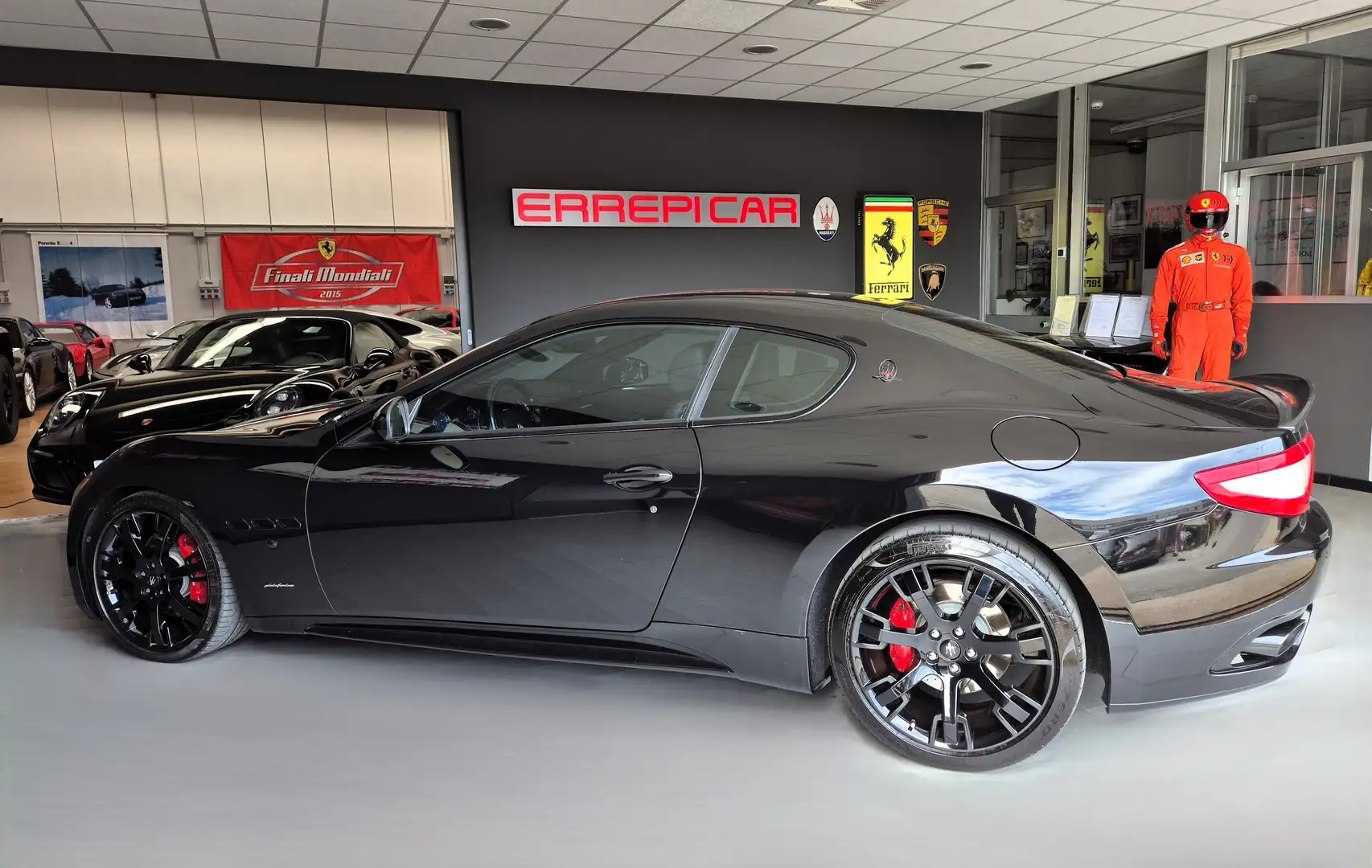 Maserati GranTurismo 4.7 S F1 cambiocorsa- bookservice- full carbon Schwarz - 2