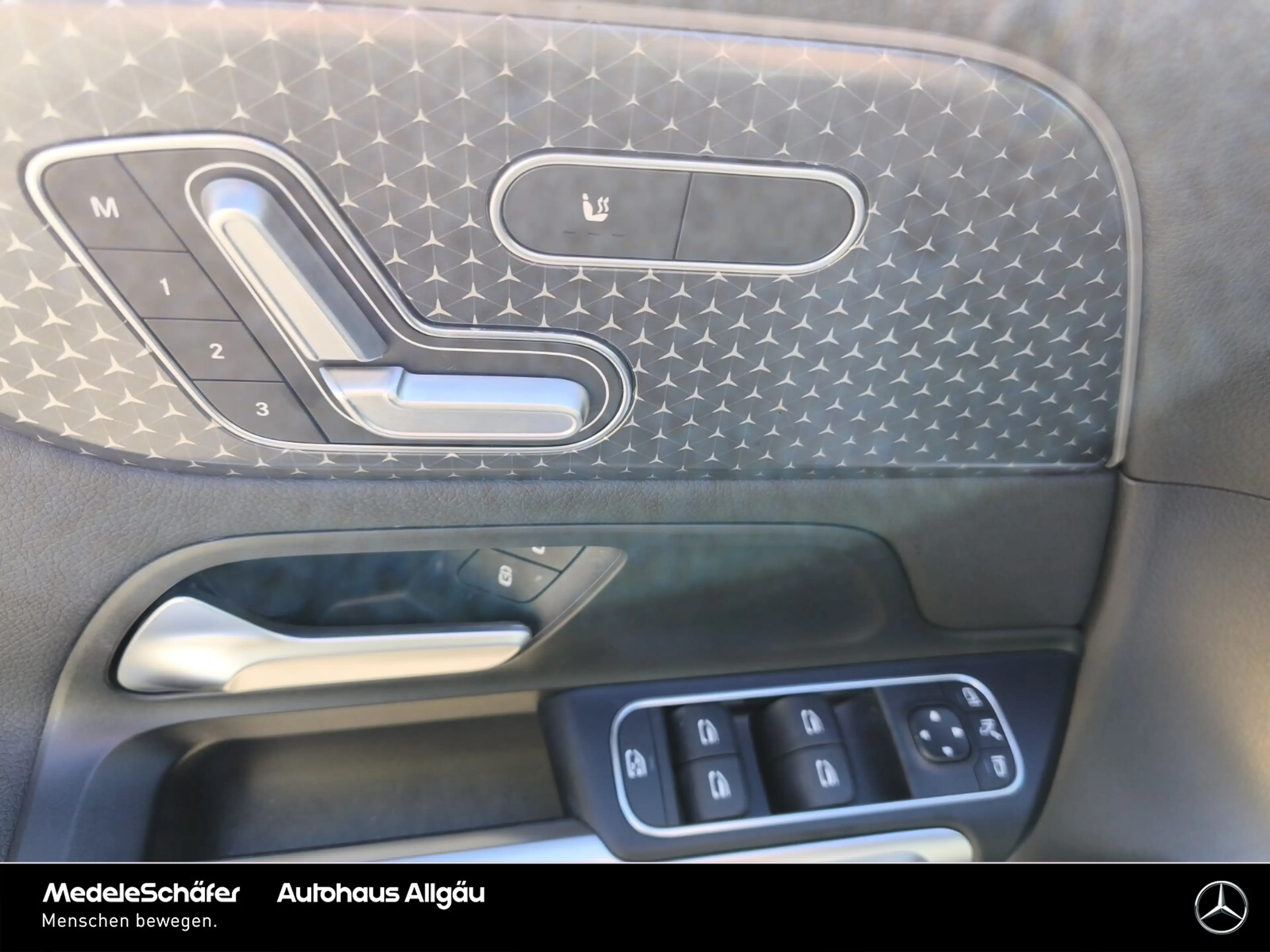 Mercedes-Benz EQB 350 EQB 350 4M Progressive Advanced+ 18" Memory 360° — photo 13