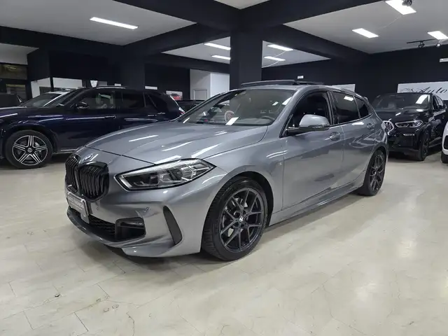 BMW 118 Serie 1 F40 118d Msport auto (Tetto)