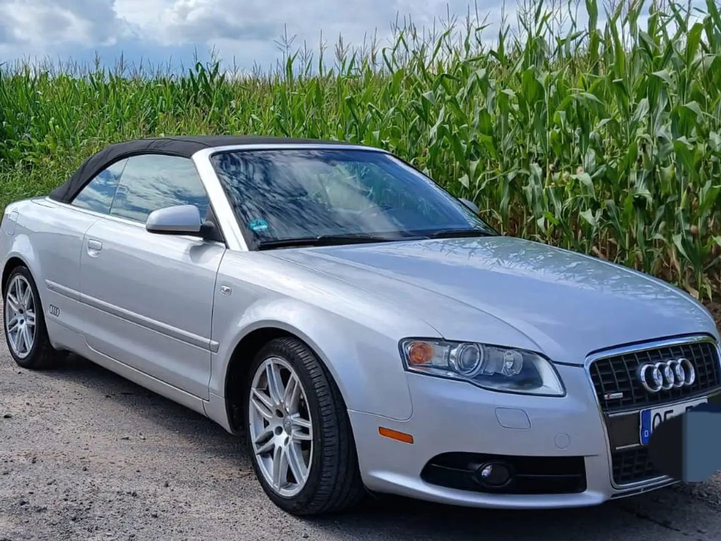 Audi A4 A4+Cabriolet+2.0+TFSI+multitronic Silber - 1