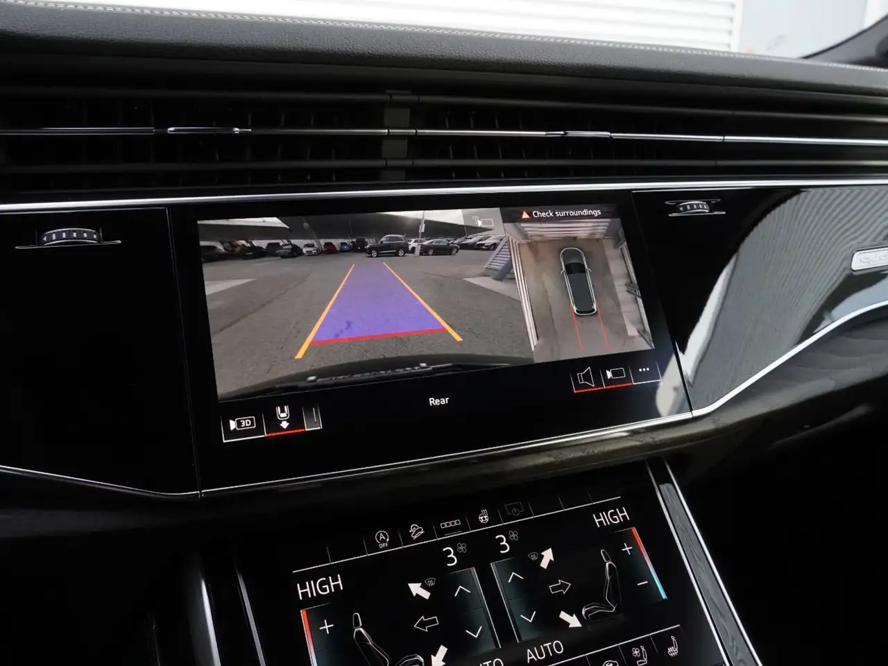 Audi Q7 снимка Audi Q7