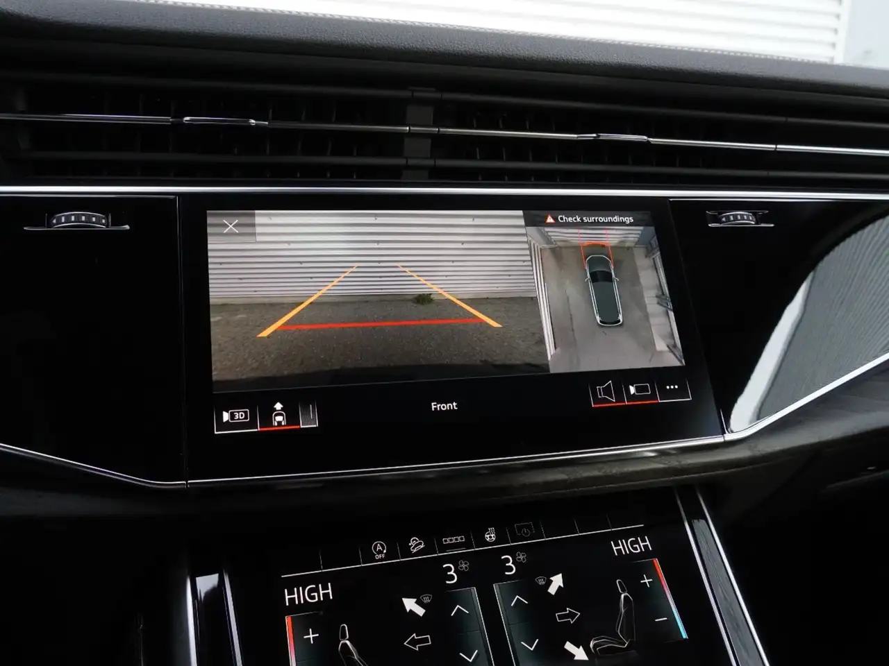 Audi Q7 снимка Audi Q7