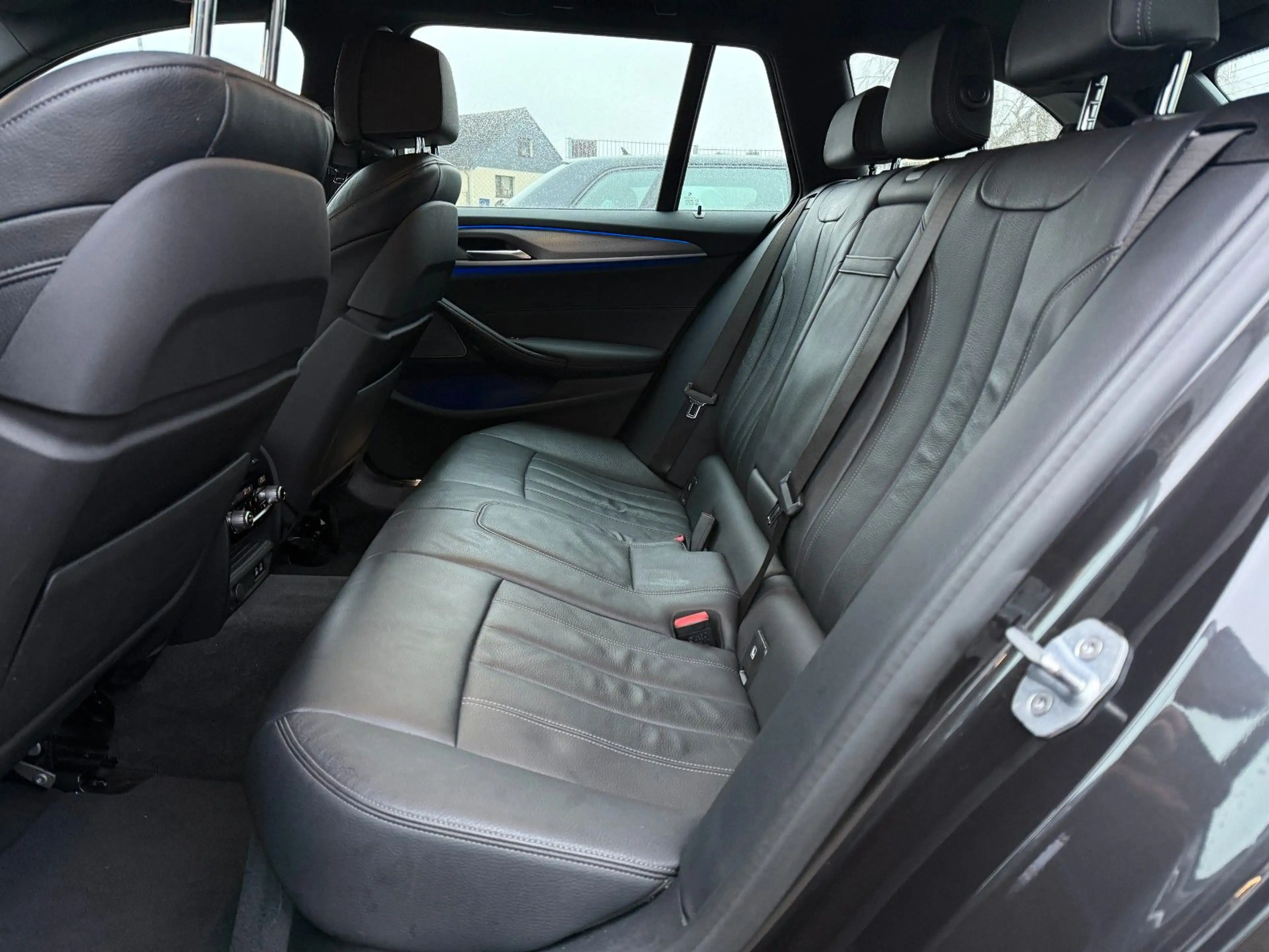 BMW 550 5 Touring M550 d xDrive*1. HAND*HEAD*GARANT — photo 15