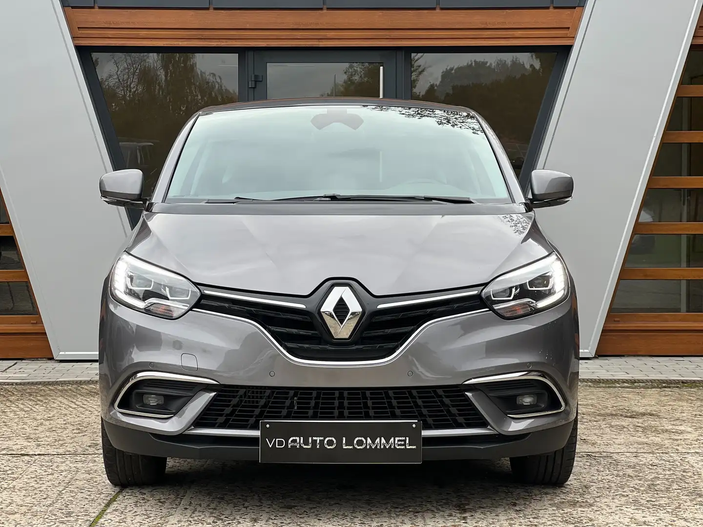 Renault Grand Scenic 1.3i - AUTOMAAT/ 7 PERSONEN/ LED/ KEYLESS/GARANTIE Grijs - 2