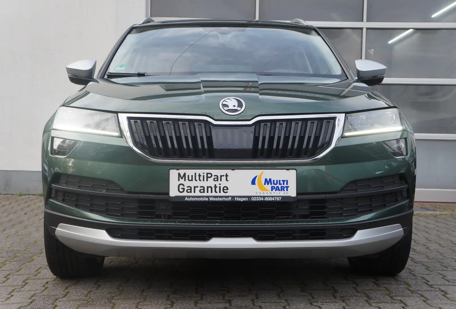 Skoda Karoq Karoq Scout 4x4 *PDC V+H*KAMERA*SHZ* Grün - 2