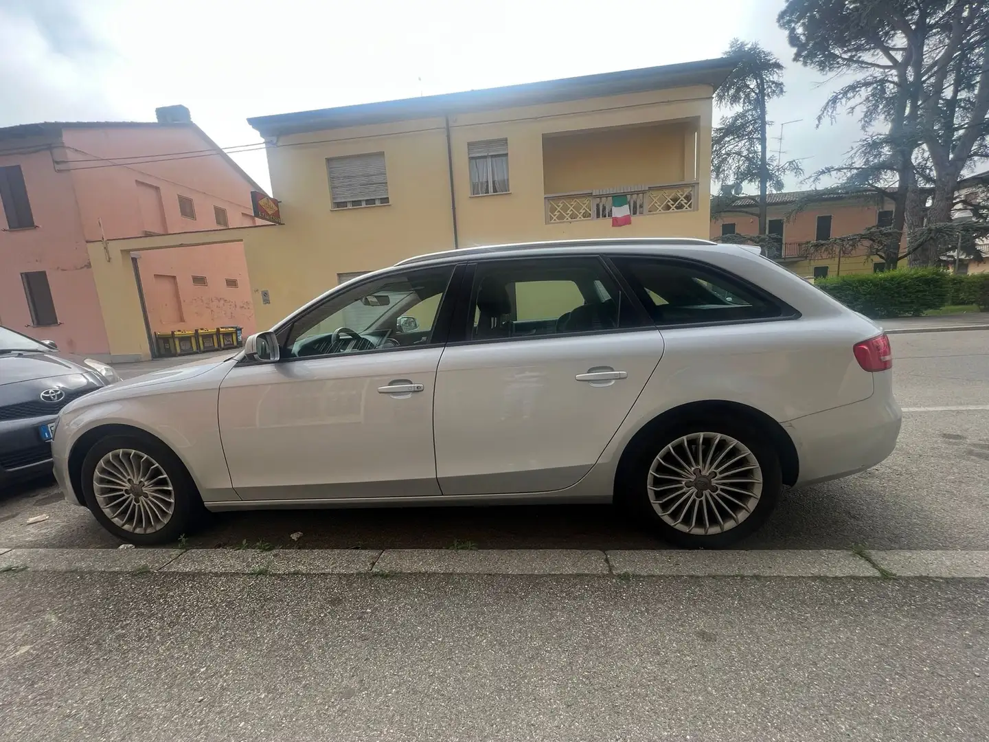 Audi A4 allroad 2.0 tdi 143cv Gris - 1