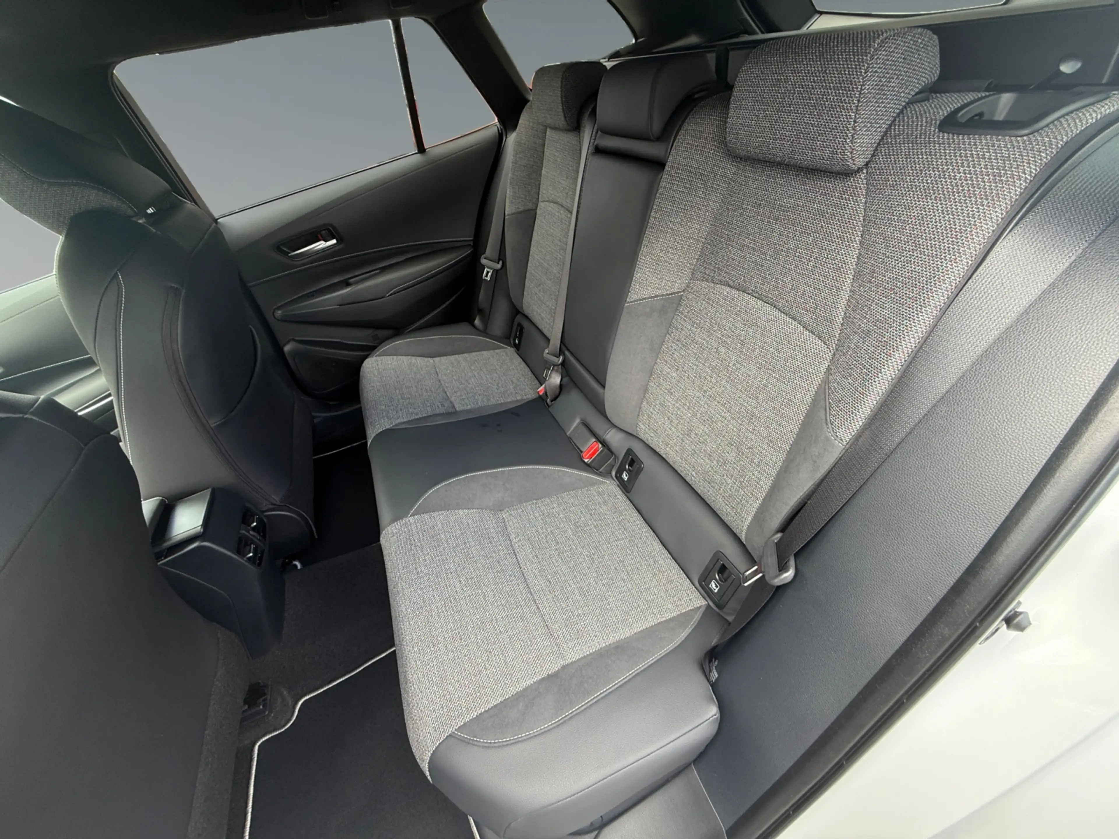 Toyota Corolla TS Teamplayer +Technik-P.+nur mit Inzahlung! — photo 14