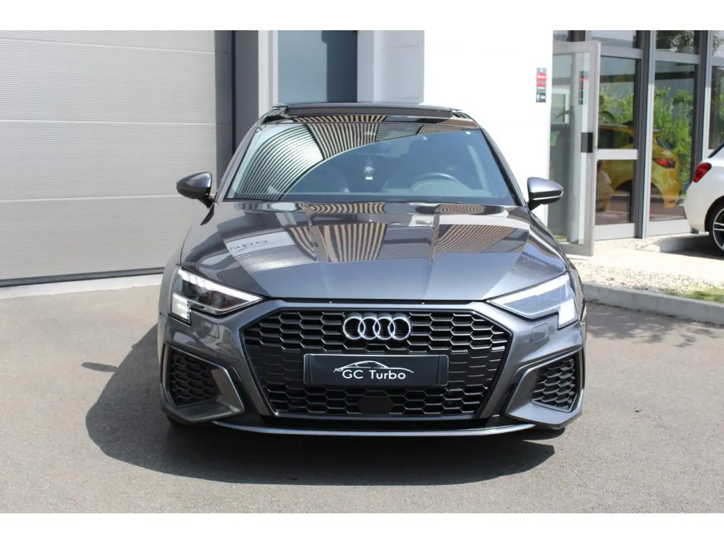 Audi A3 Sportback 1.4 40 TFSI e - 204 - S-Tronic 6  8Y S l Grigio - 2