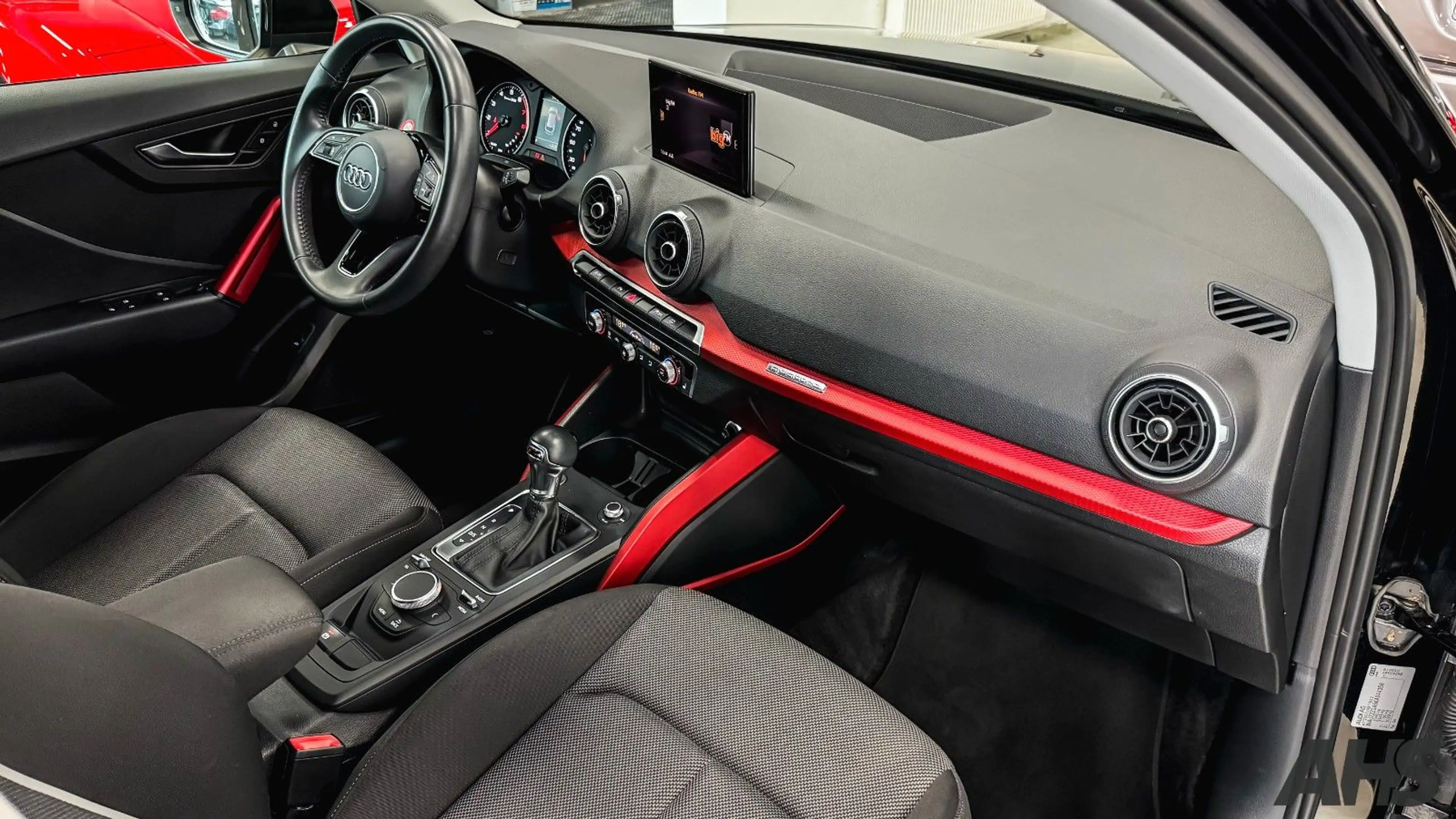 Audi Q2 Audi Q2 40 TFSI quattro Sport S tronic | 1. Hand — photo 13