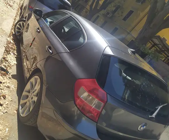 BMW 120