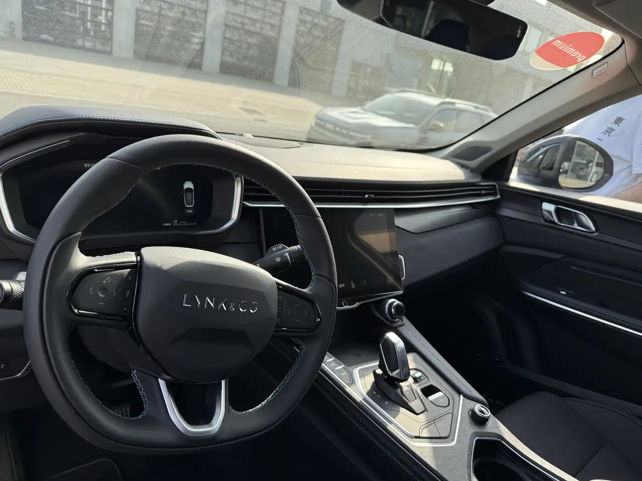 Lynk & Co 01 2023
