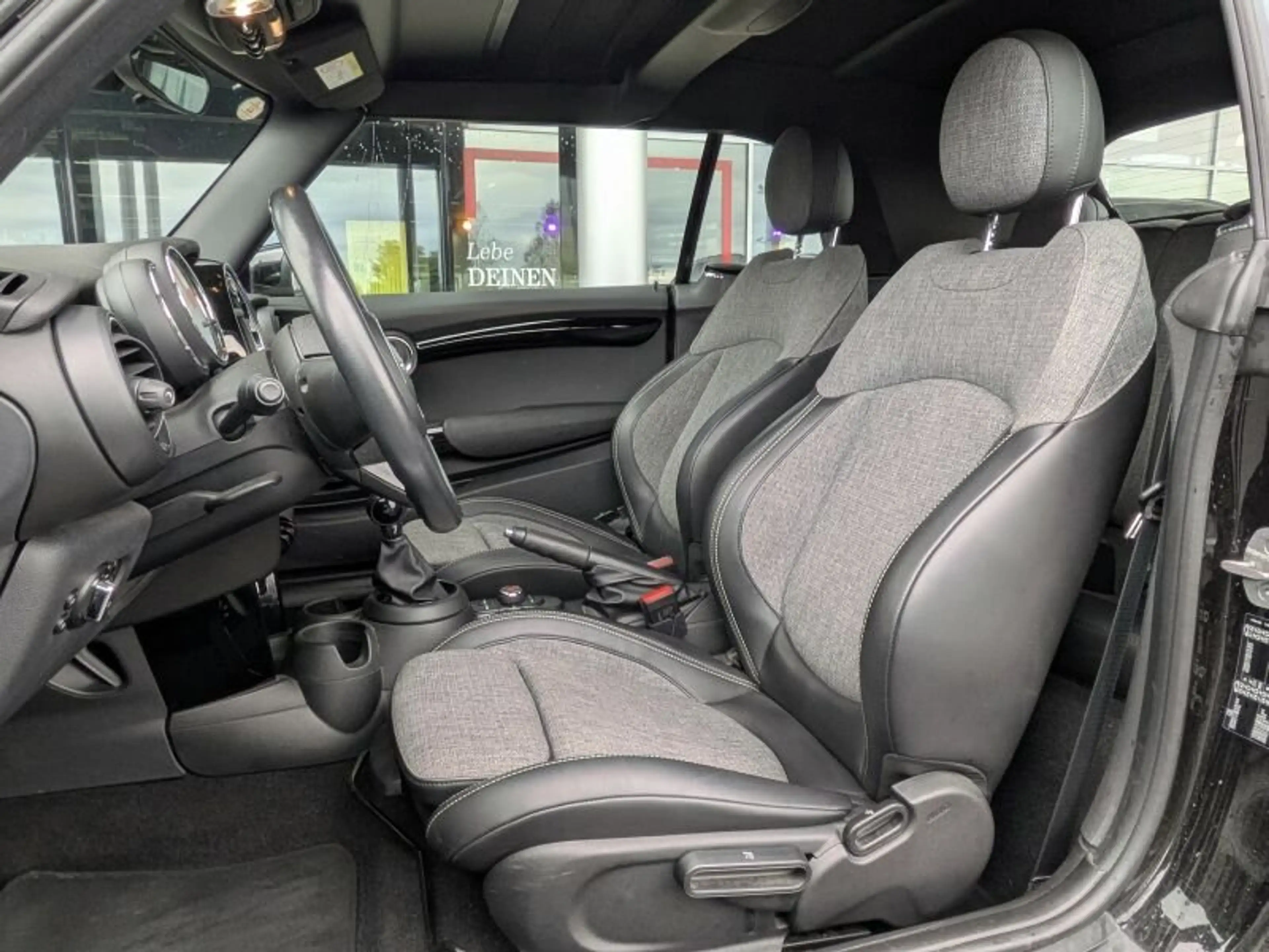 MINI Cooper Cabrio — photo 5