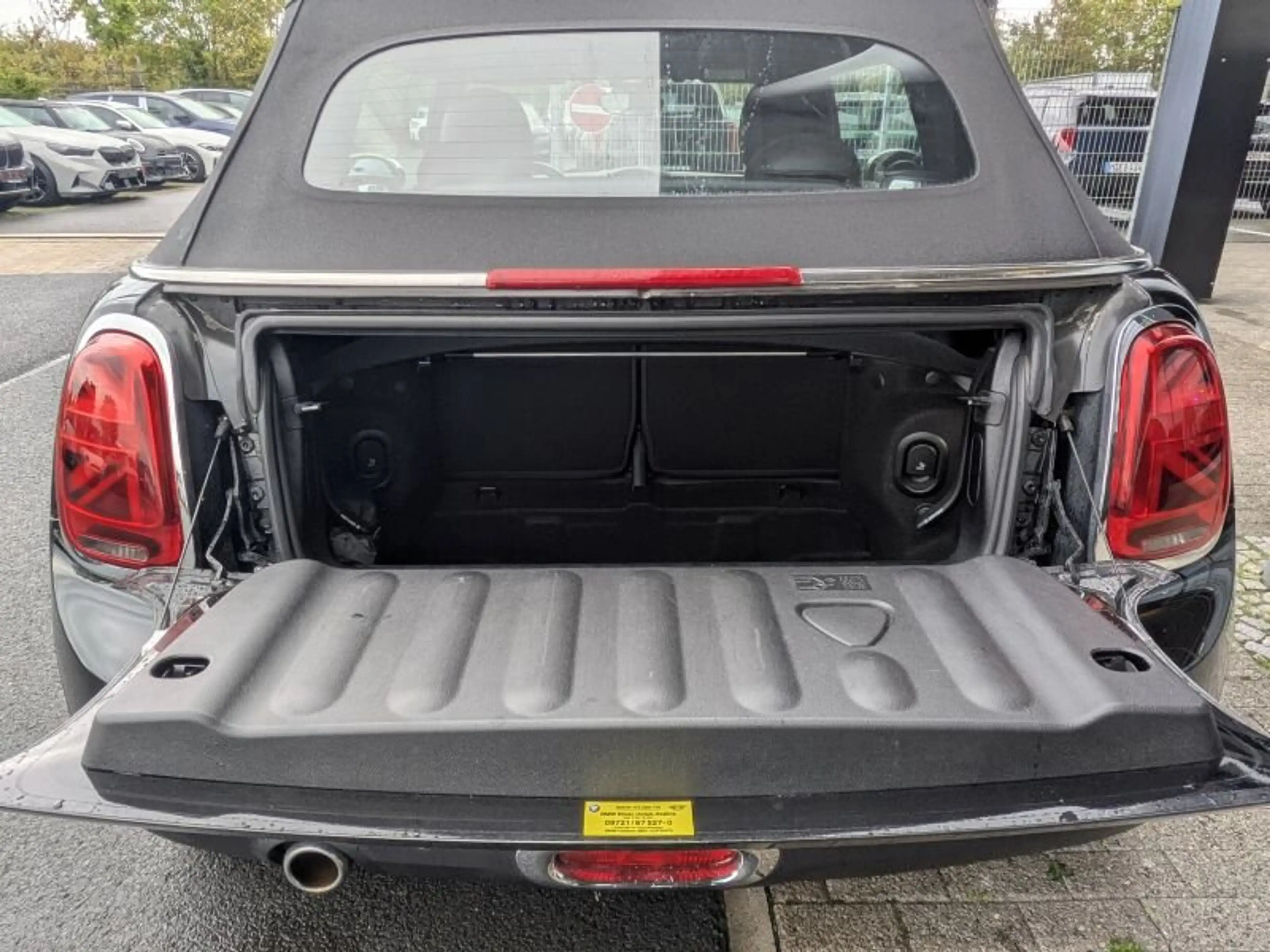 MINI Cooper Cabrio — photo 12