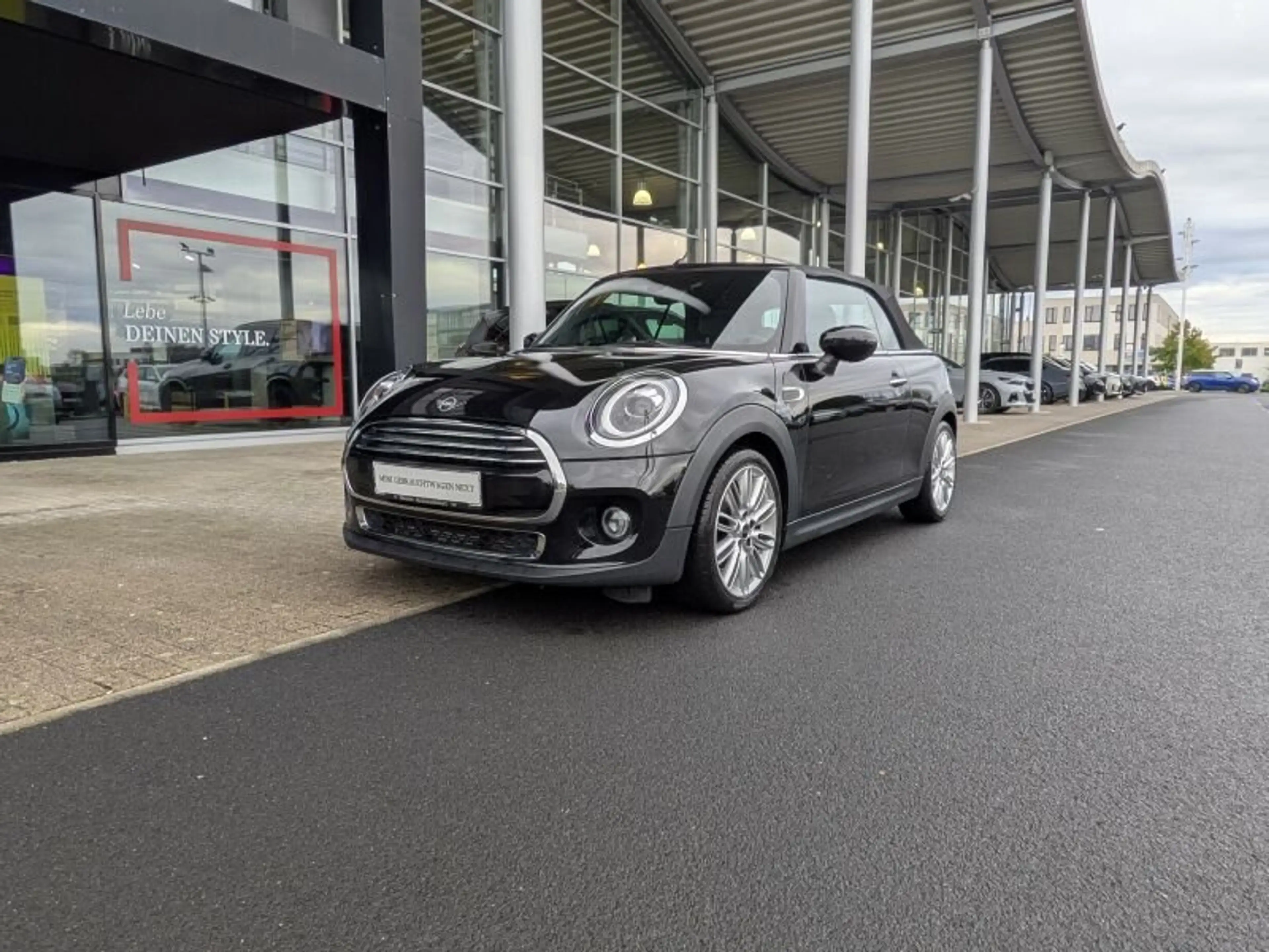 MINI Cooper Cabrio — photo 2