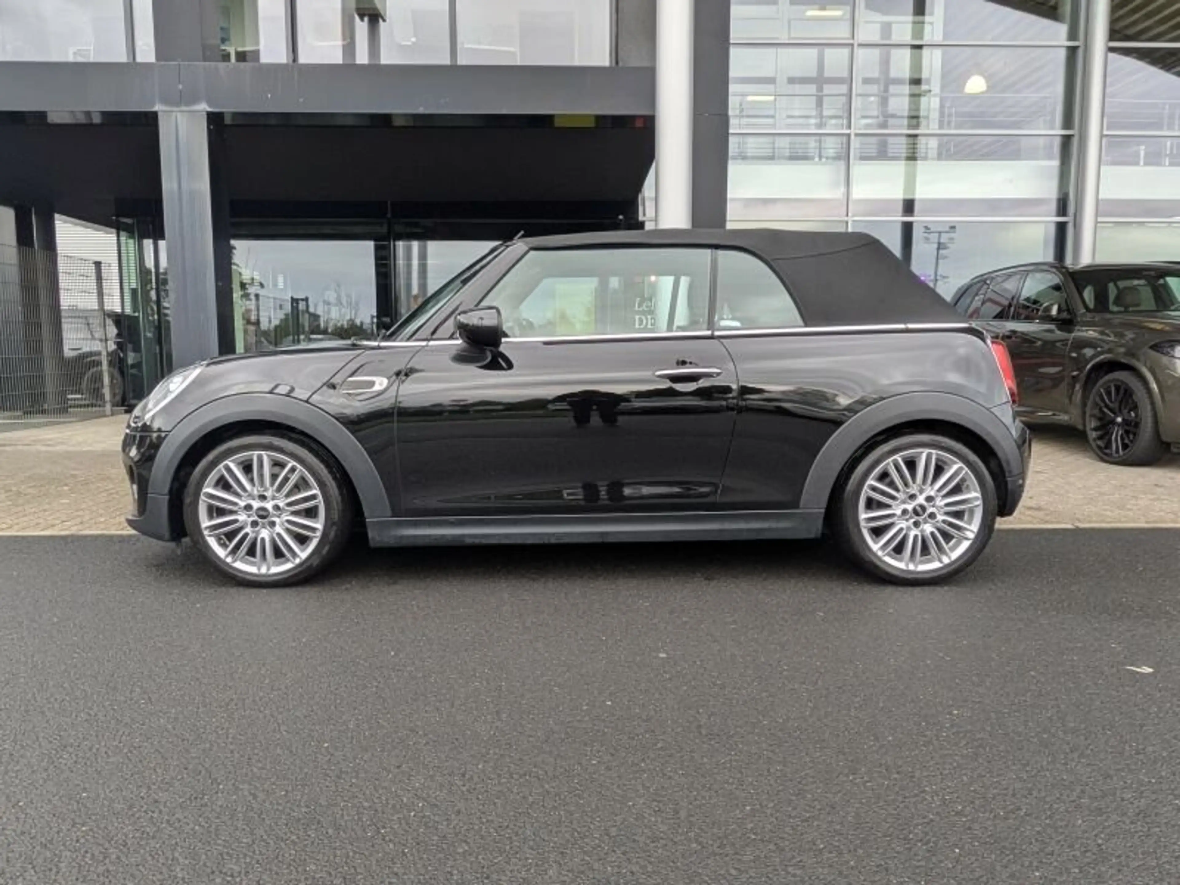 MINI Cooper Cabrio — photo 3