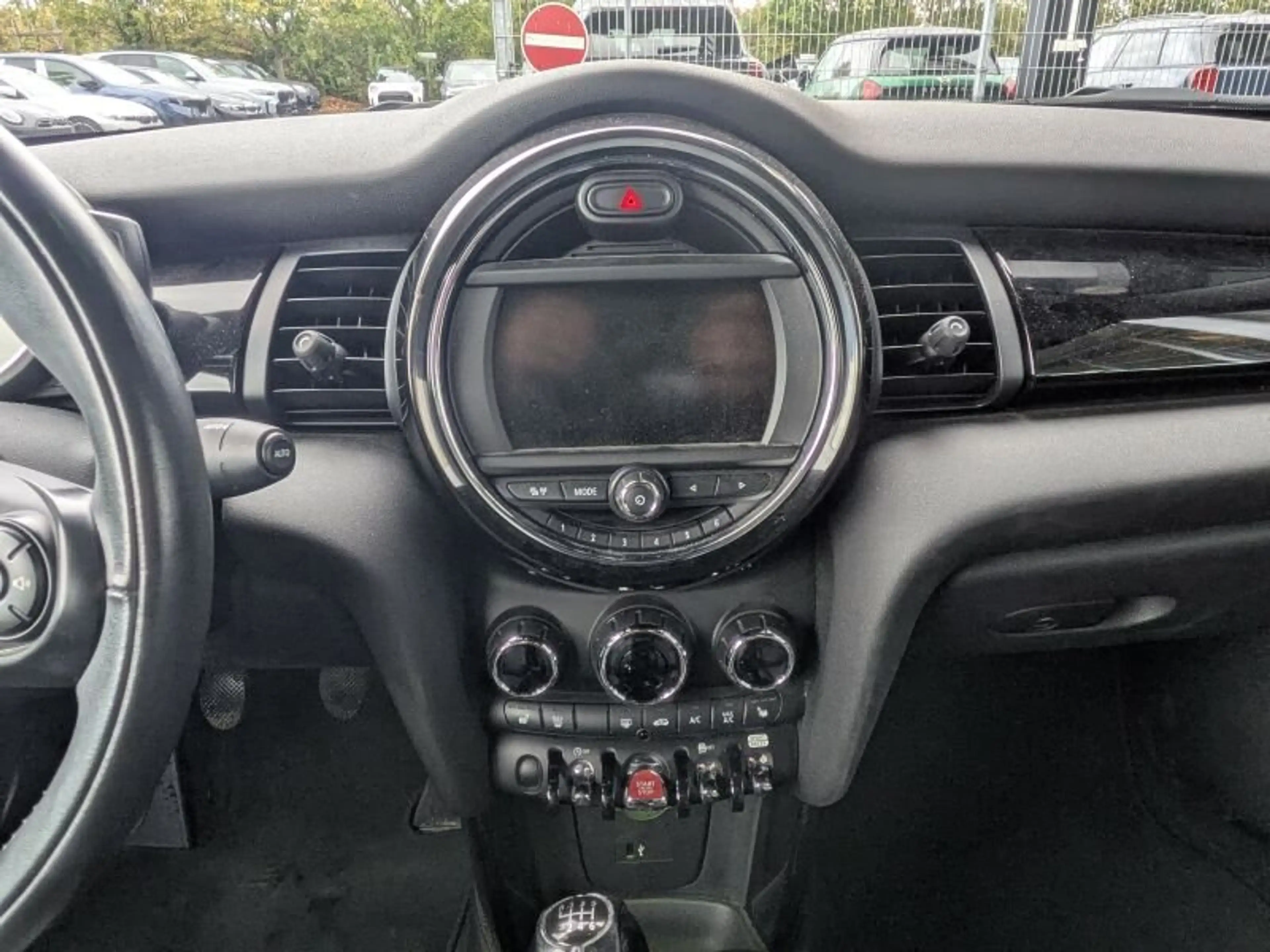 MINI Cooper Cabrio — photo 9