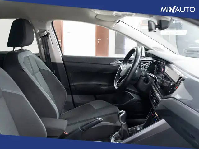 Volkswagen Polo view 14