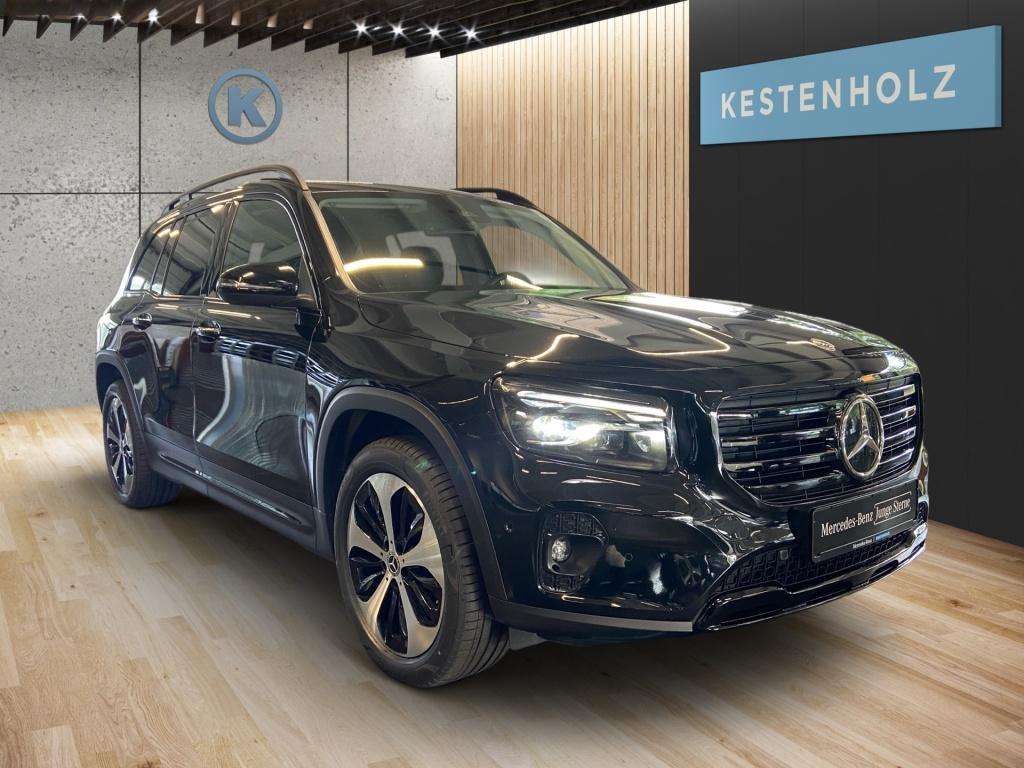 Mercedes-Benz GLB 200