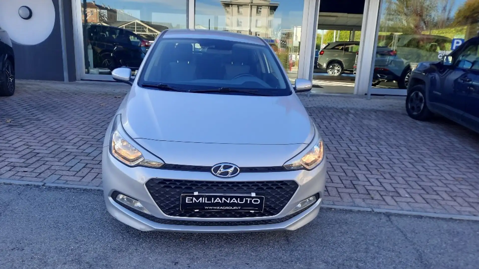 Hyundai i20 i20 5p 1.2 Classic 75cv Argento - 2