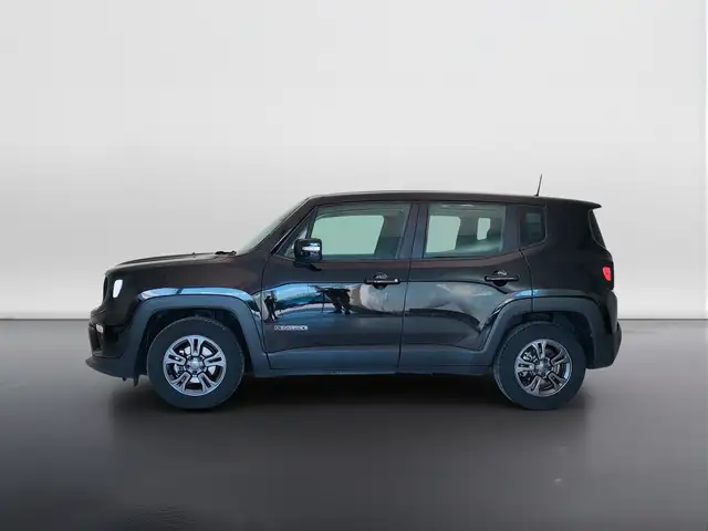 Jeep Renegade view 8