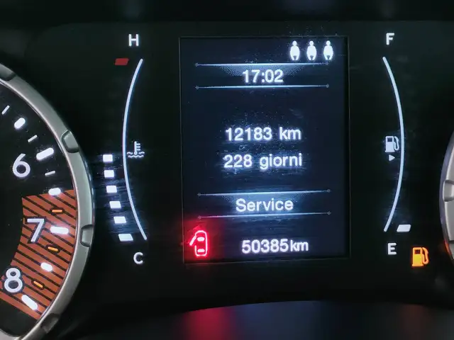 Jeep Renegade view 16