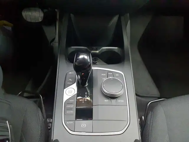 BMW 1 Series view 10