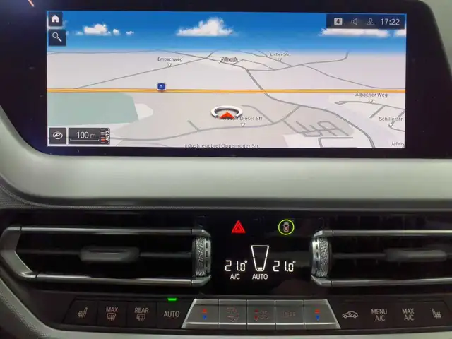 BMW 1 Series view 12