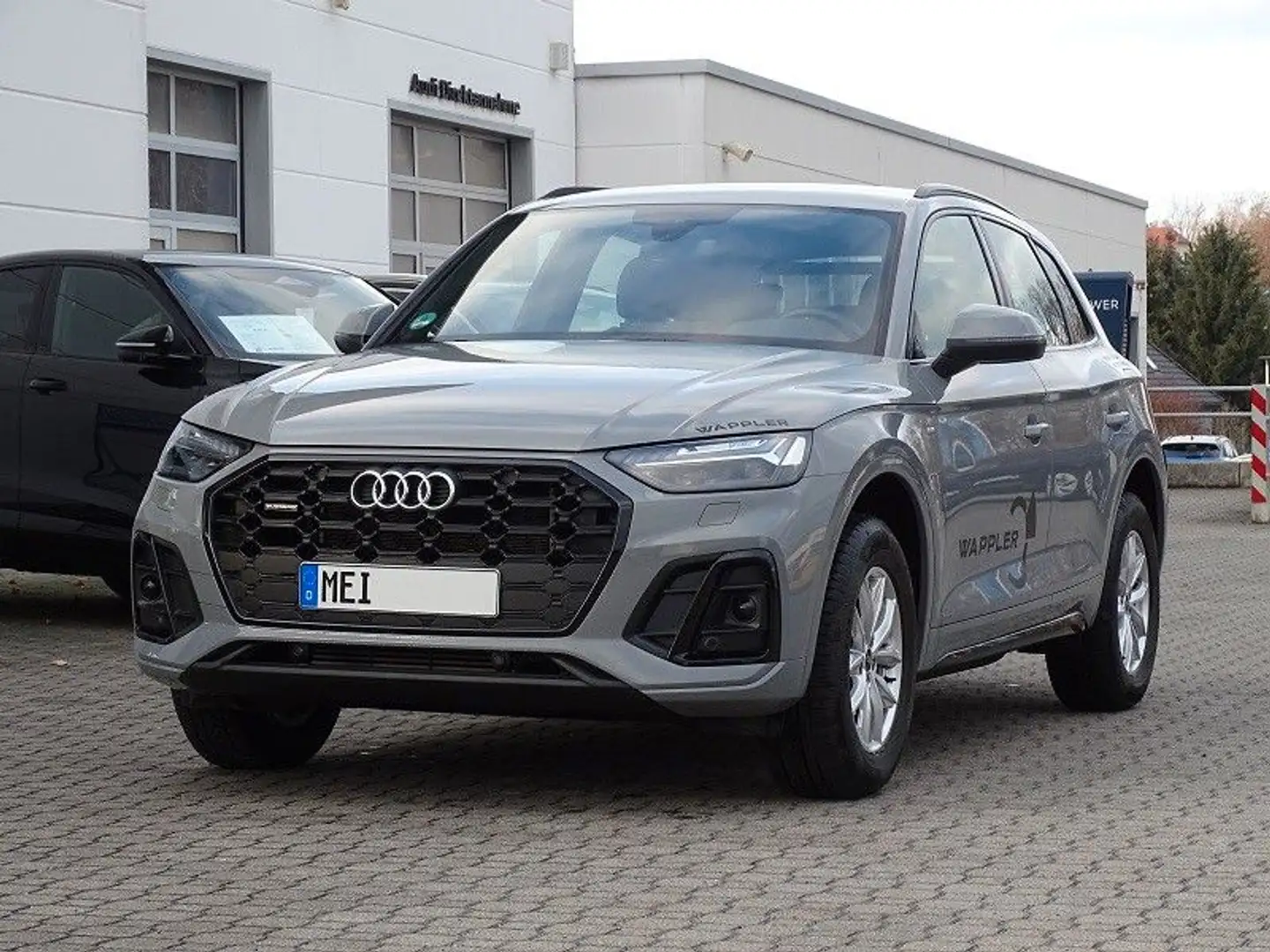 Audi Q5 55 TFSI e S Line quattro / incl. WR Grau - 1