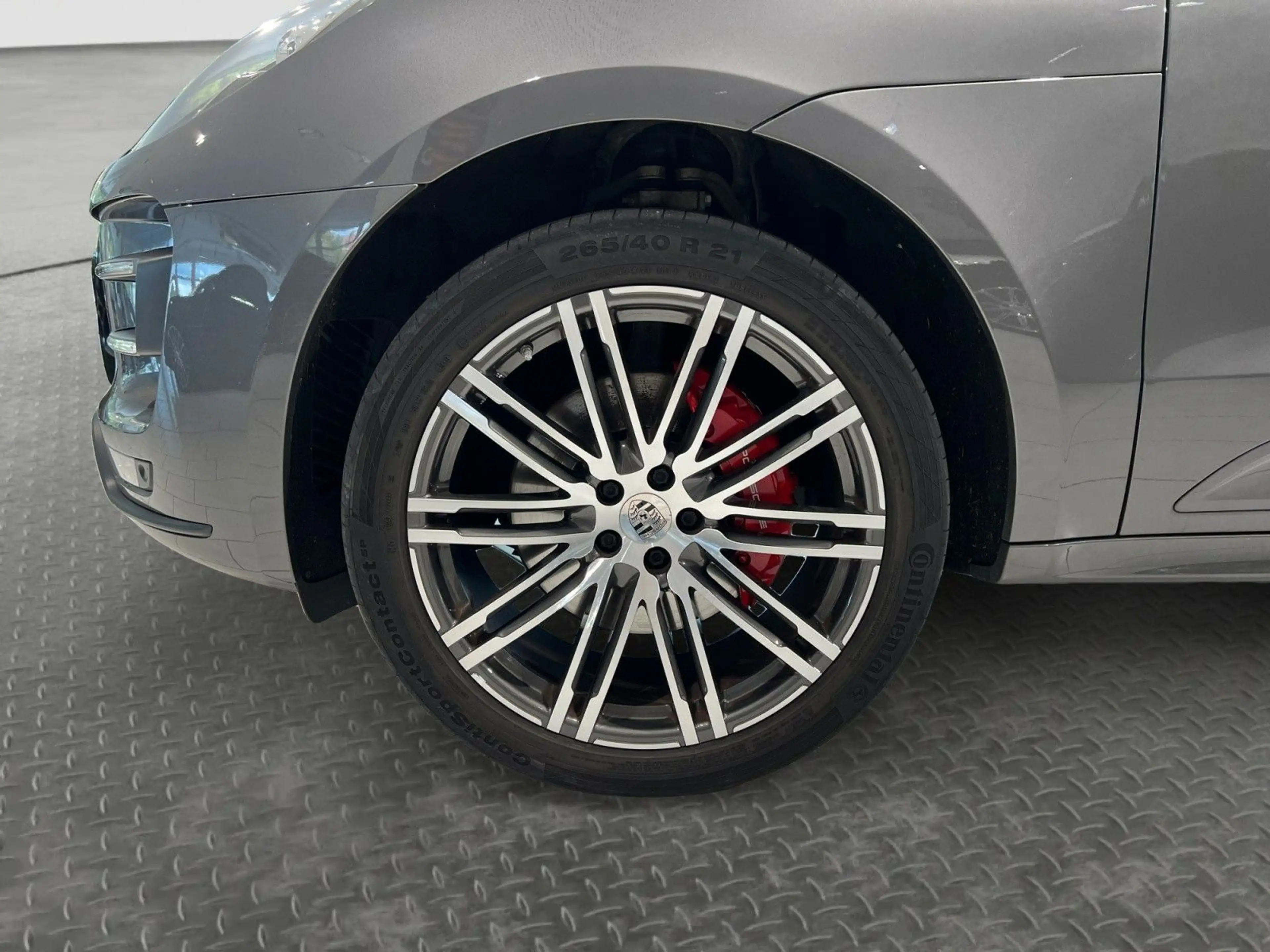 Porsche Macan Turbo AHK PDK KAM LUFT PANO CHRONO — photo 7