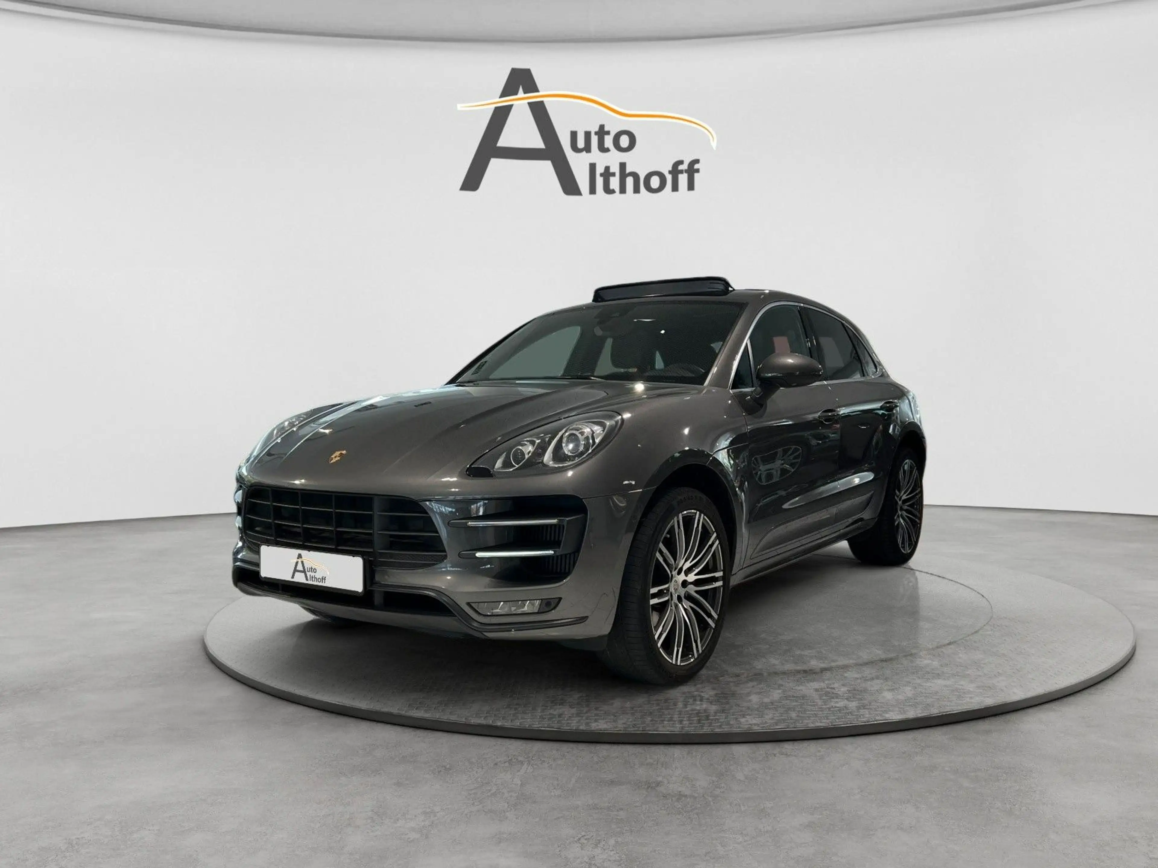 Porsche Macan Turbo AHK PDK KAM LUFT PANO CHRONO — photo 3