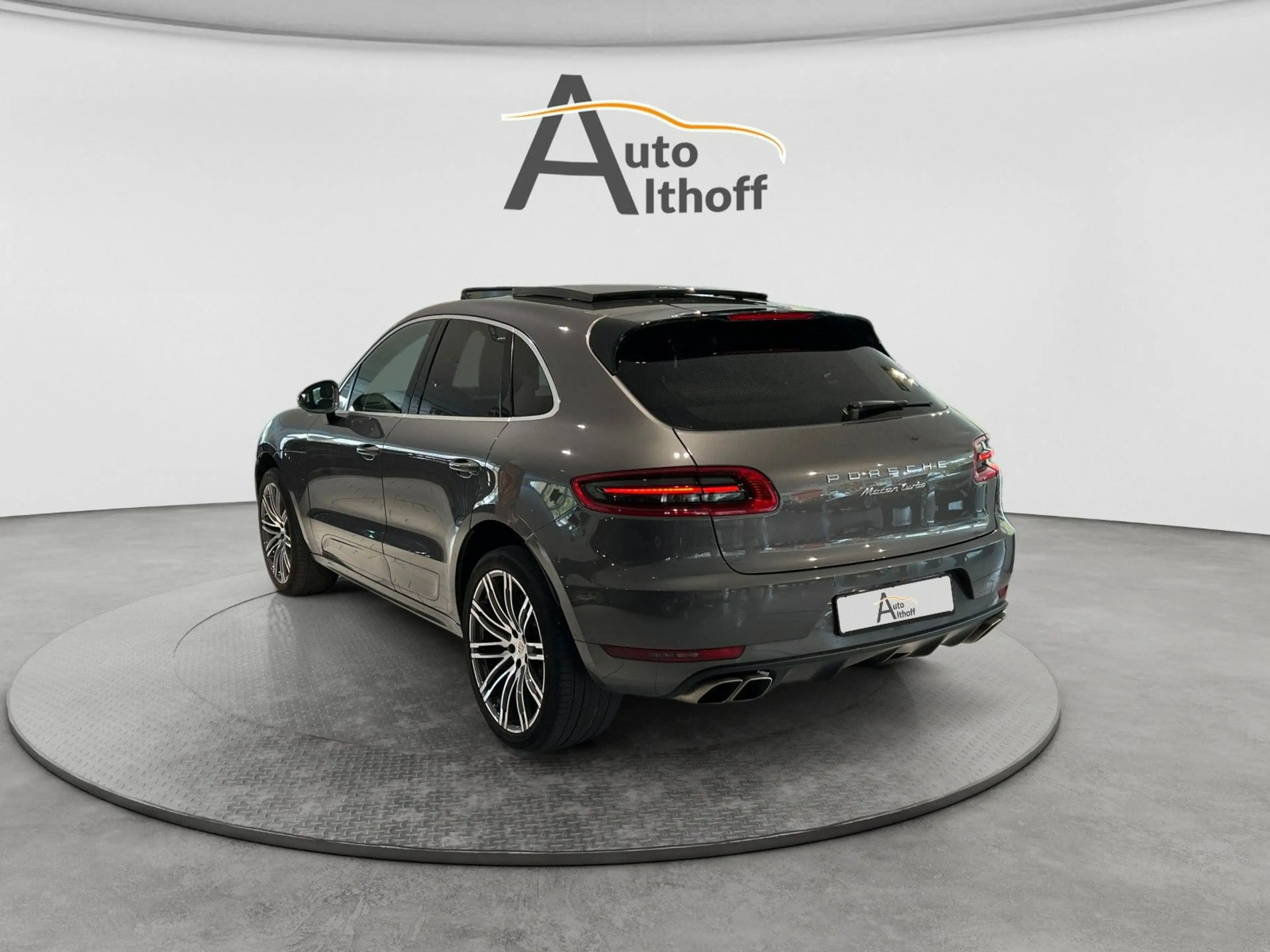 Porsche Macan Turbo AHK PDK KAM LUFT PANO CHRONO — photo 6