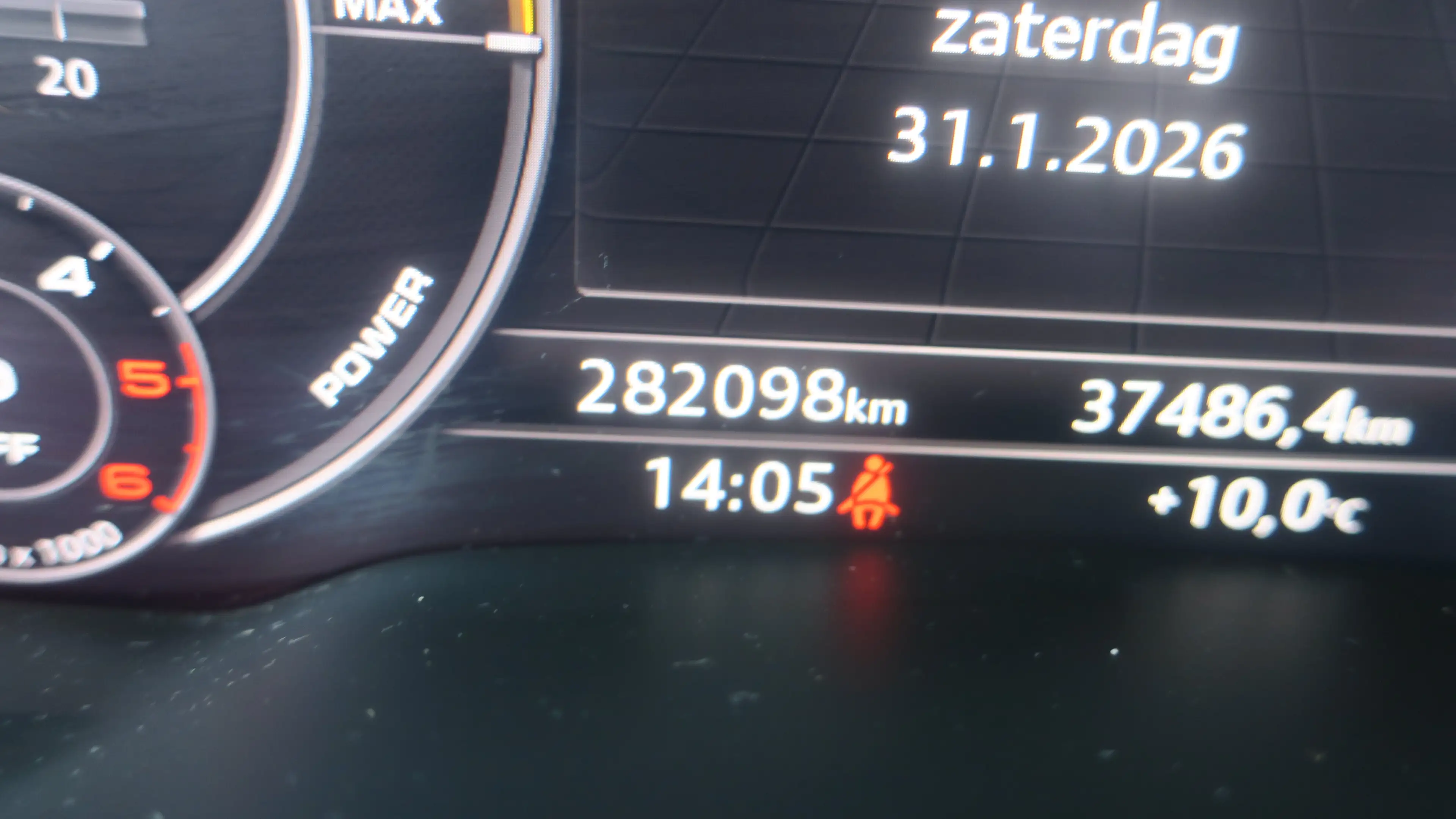Audi Q7 e-tron 3.0 TDI V6 Quattro S line Tiptronic — photo 15