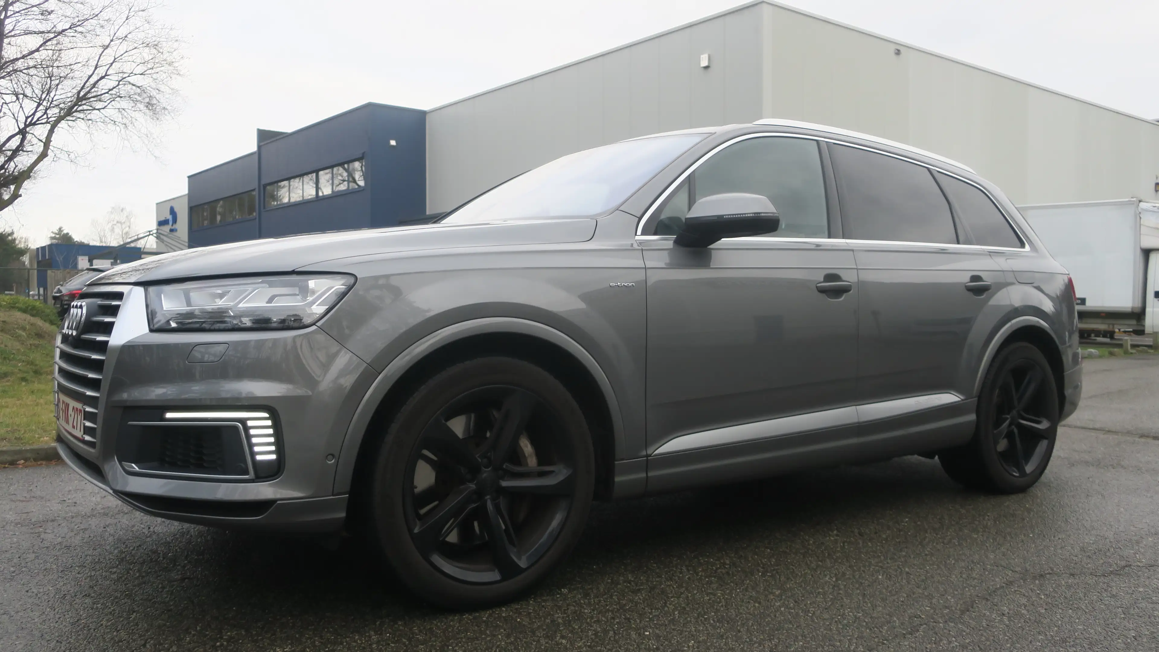 Audi Q7 e-tron 3.0 TDI V6 Quattro S line Tiptronic