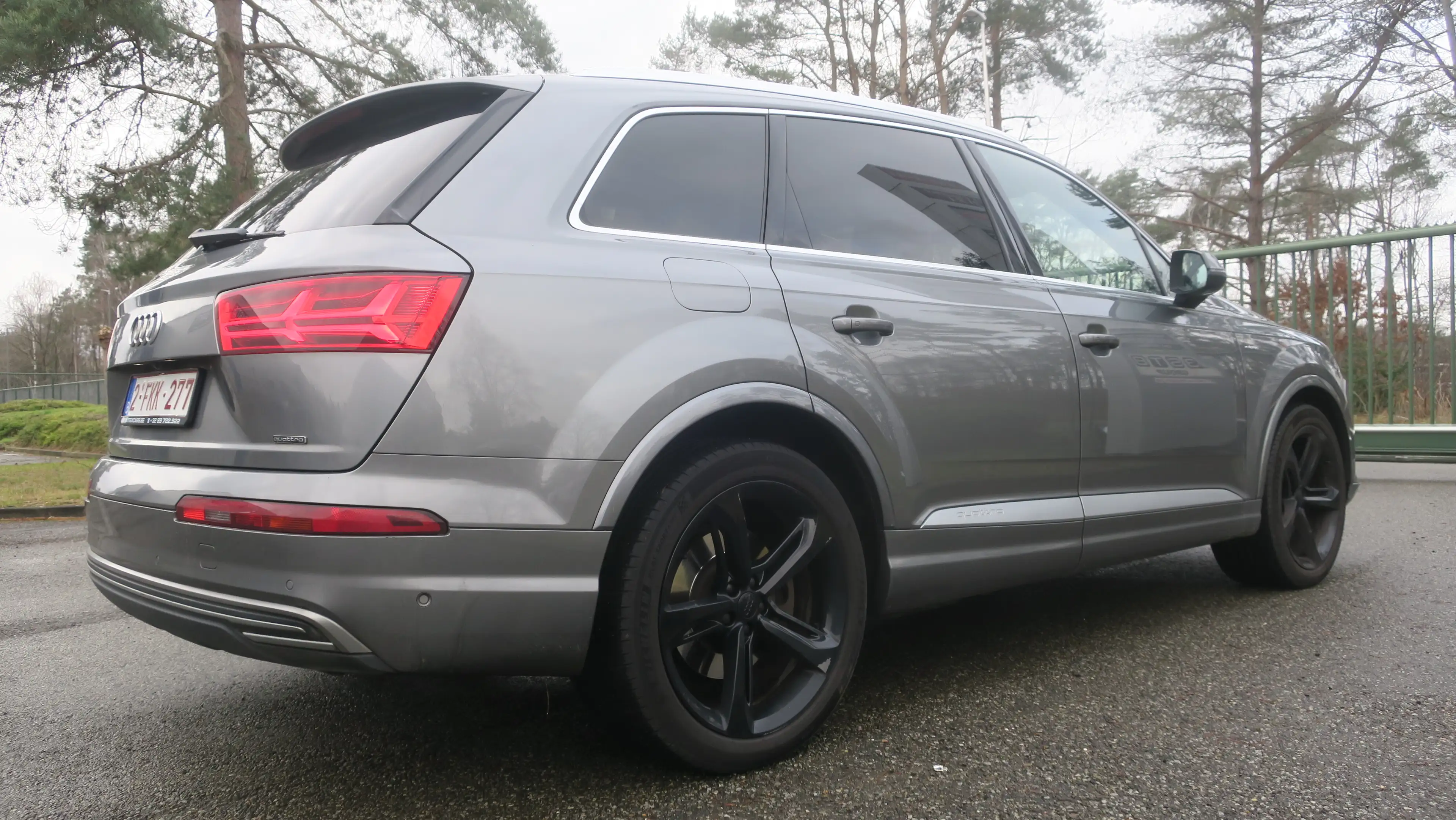 Audi Q7 e-tron 3.0 TDI V6 Quattro S line Tiptronic — photo 4