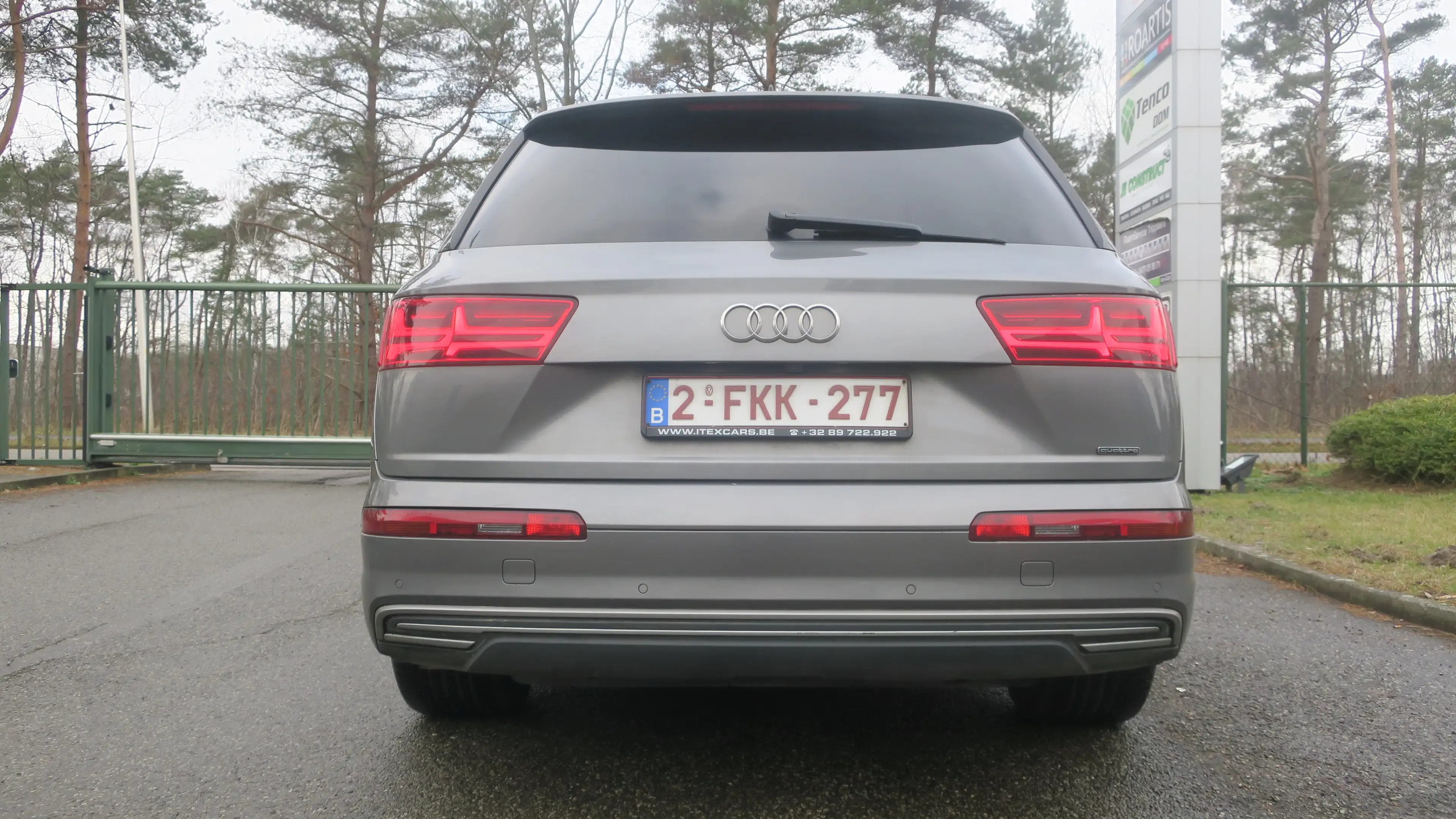 Audi Q7 e-tron 3.0 TDI V6 Quattro S line Tiptronic — photo 3