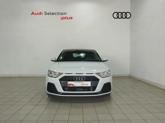 Audi A1 view 2