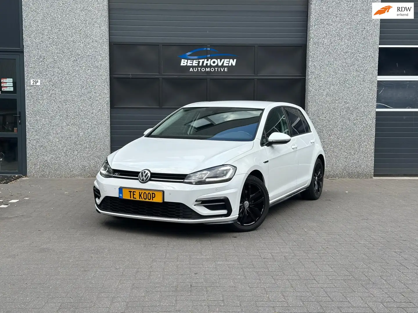 Volkswagen Golf 1.4 TSI Highline Weiß - 1