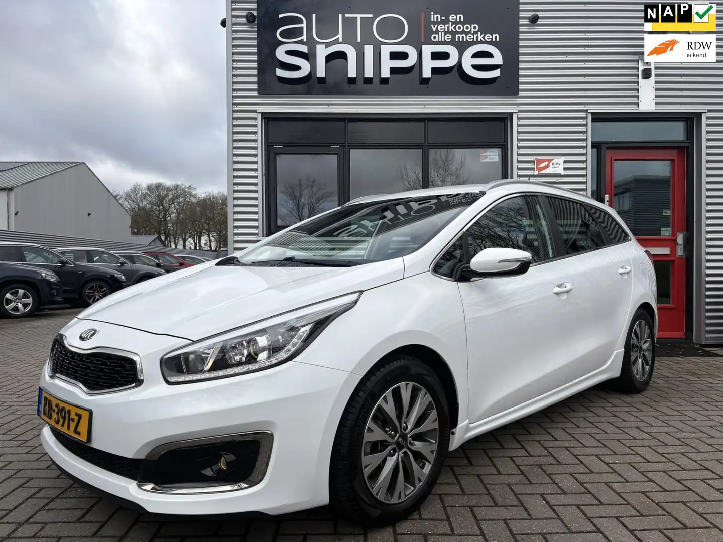 Kia Ceed SW / cee'd SW Sportswagon 1.6 GDI DynamicLine -CLIMA-CRUISECONTR Weiß - 1